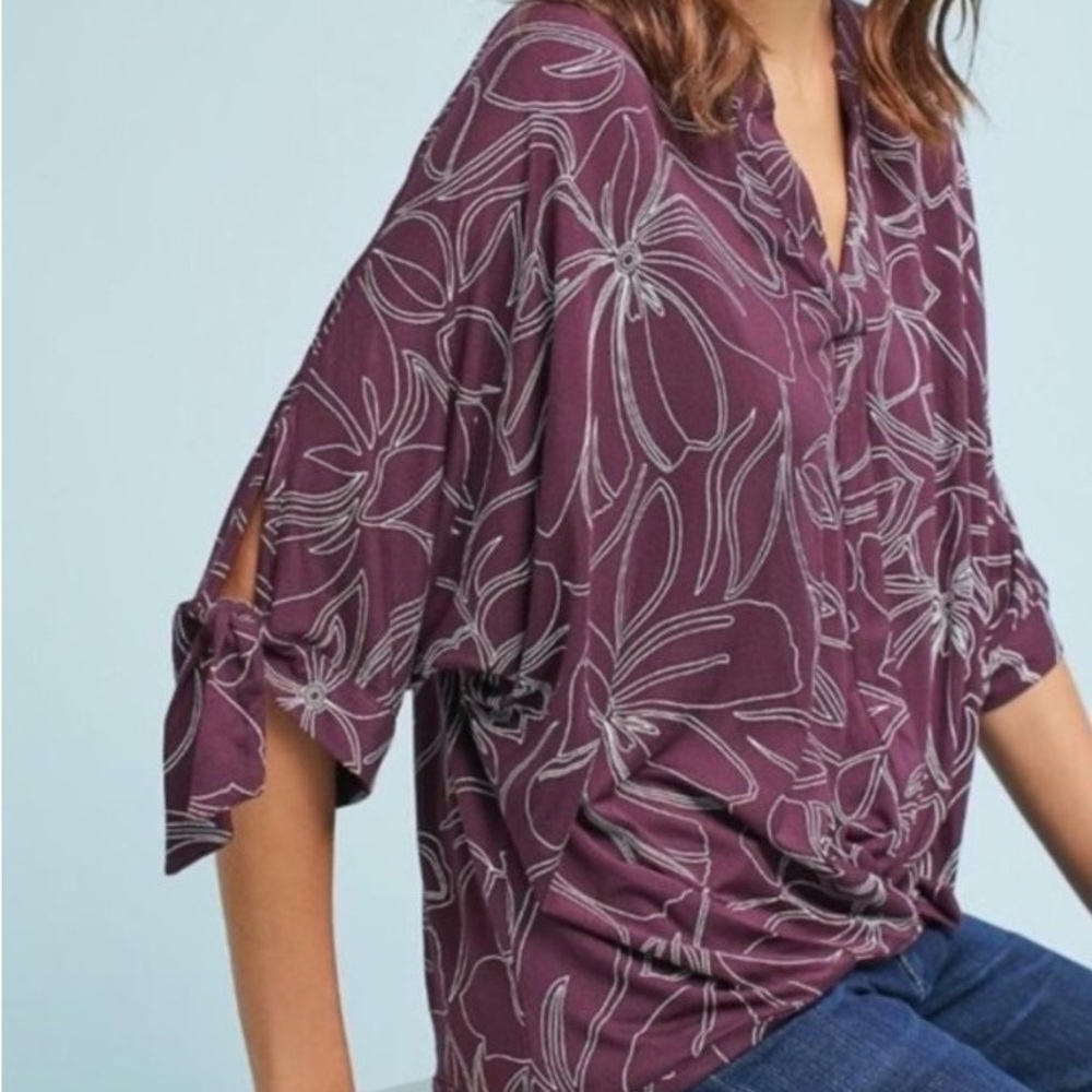 Anthropologie Akemi + Kin Twist Front V Neck Tie Sleeve Dolman Floral Top Size S